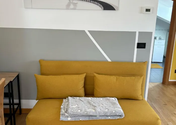 La La Home